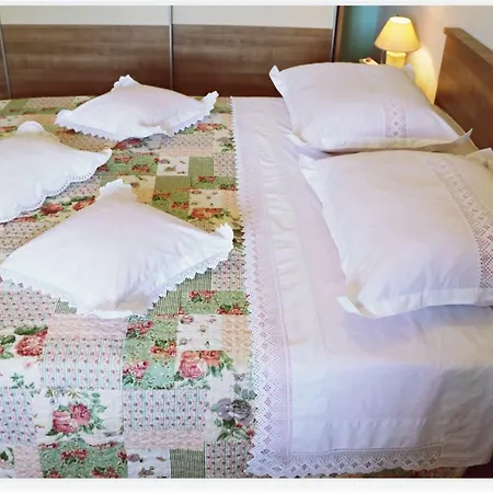 Apartman Lovric Apartamento