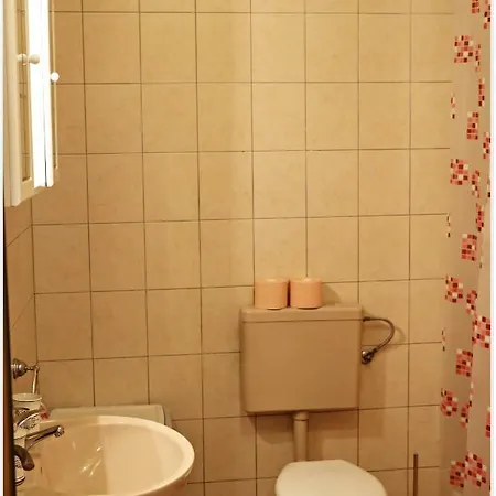 Apartman Lovric Apartamento *